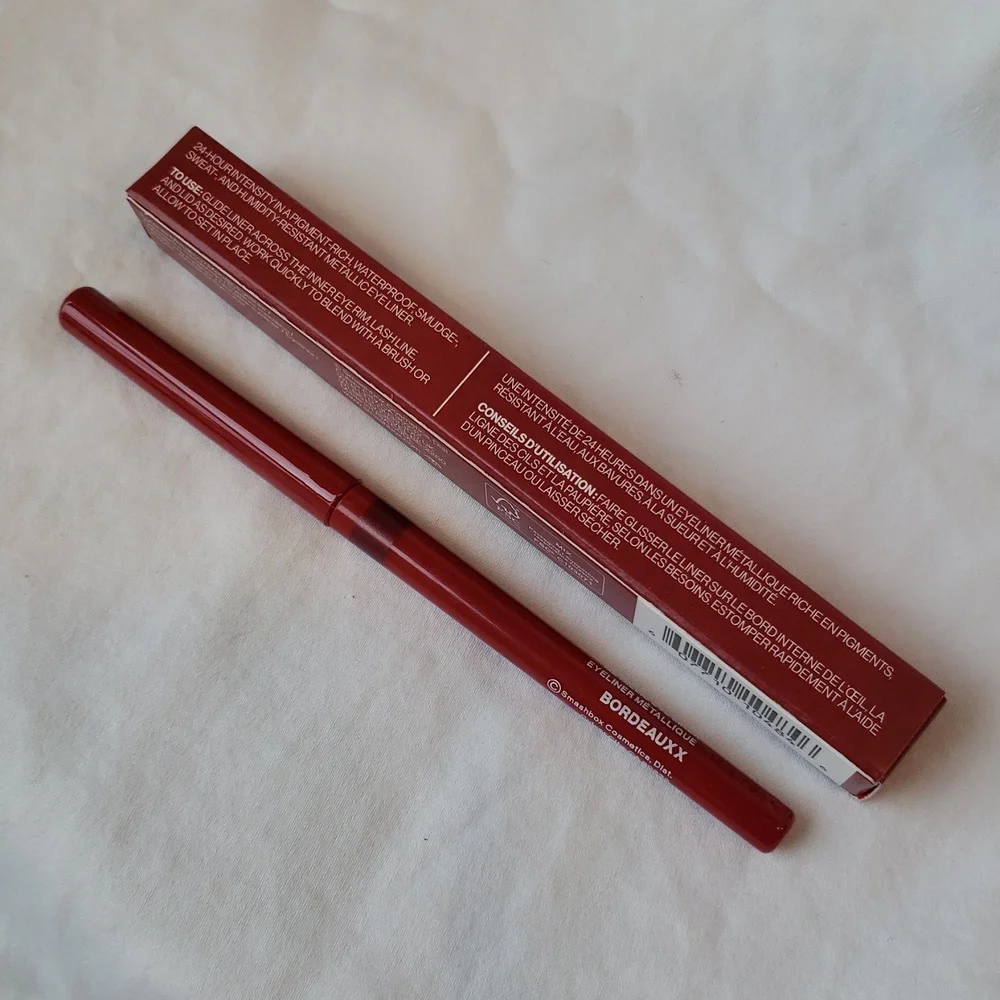 Smashbox Metal FX Eyeliner. Bordeauxx metallic red